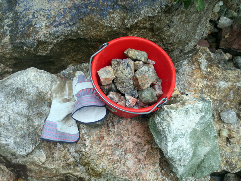 Gems, Gemstones, Minerals, Crystals, Rocks, Stones, Ontario, Canada, Rockhound, Rockhounding Tour, May Long Weekend, Crystal Hunting Tour, Mineral Tour, Princess Sodalite Rock Farm